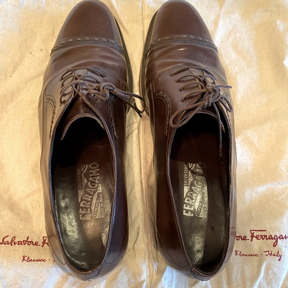Salvatore Ferragamo Men’s Oxfords - Picture 3 of 9